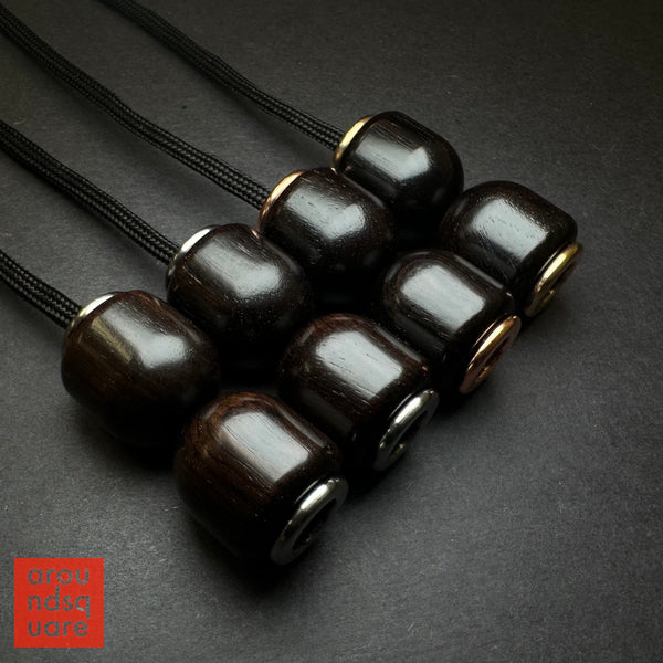 Titan - Hardcore Ebony Begleri