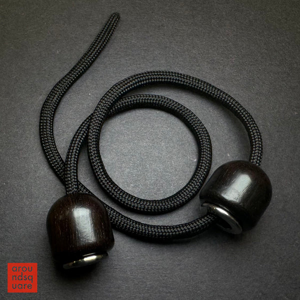 Titan - Hardcore Ebony Begleri