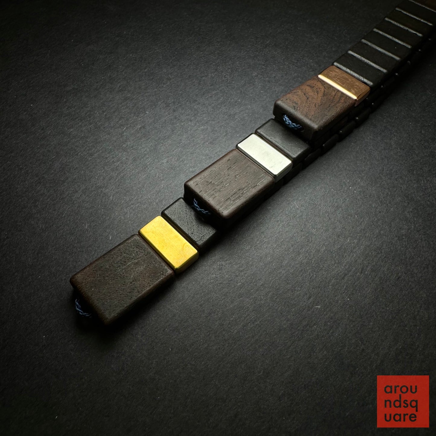Remeshok Chetki- Ebony Editions
