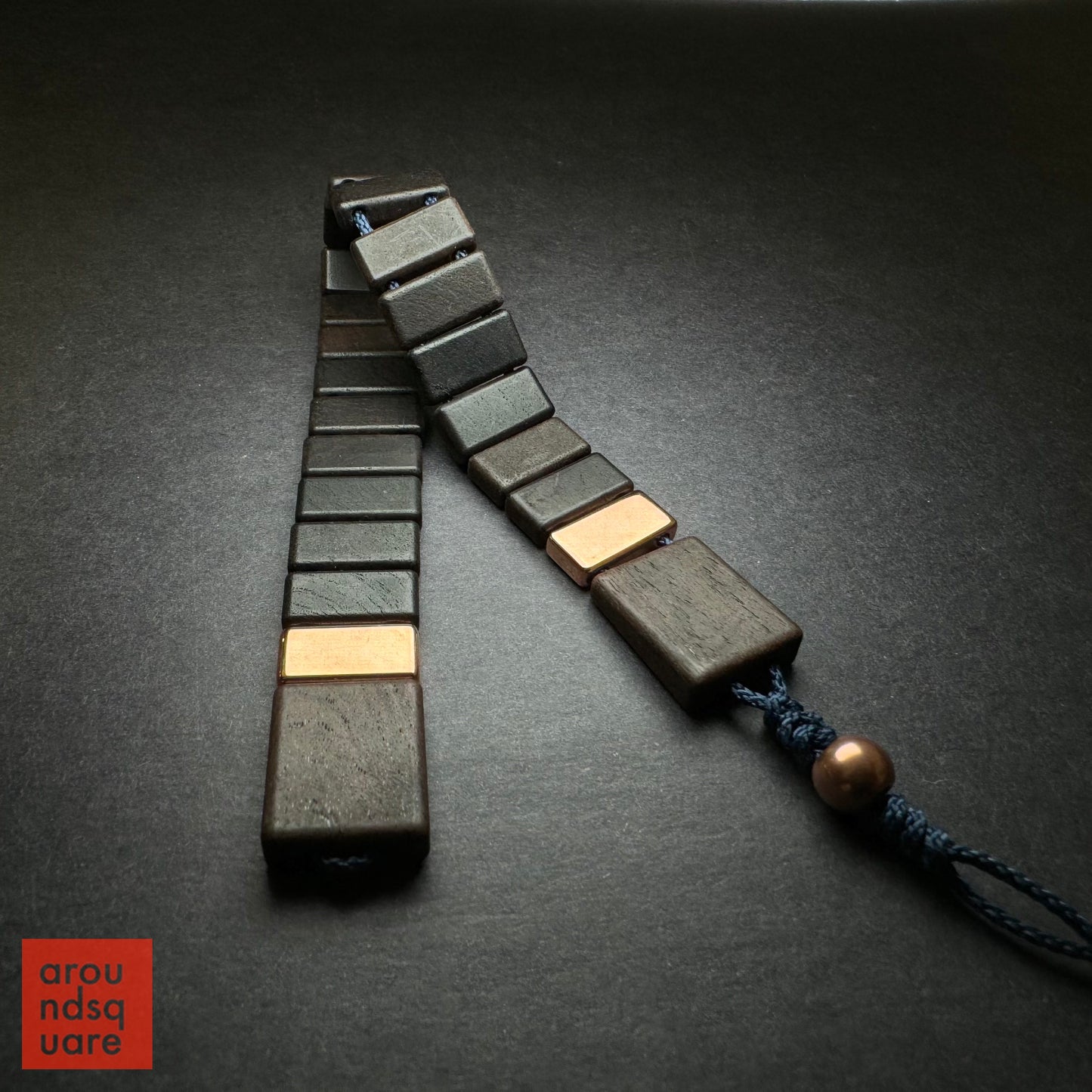 Remeshok Chetki- Ebony Editions