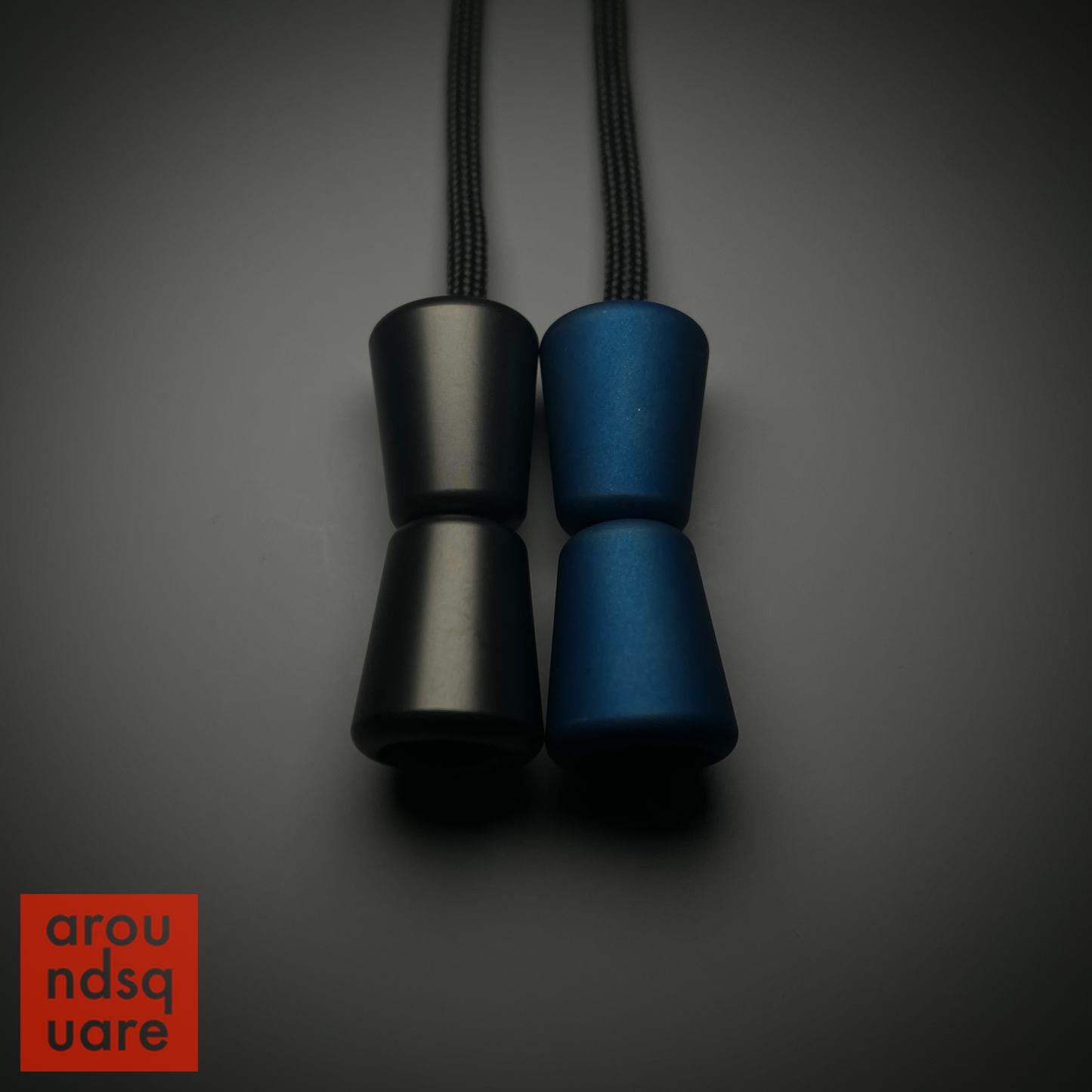 Mangas Begleri - Titanium Editions